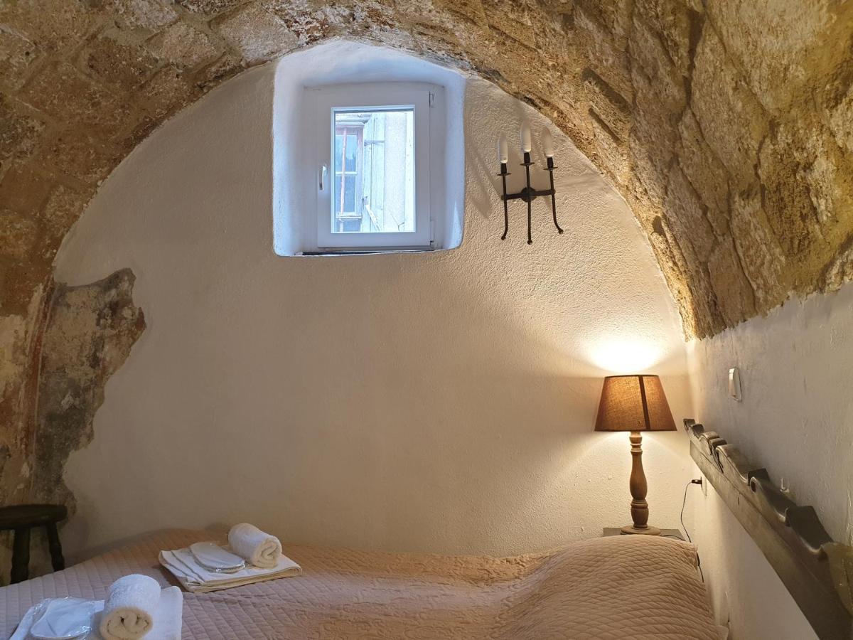 דירות Rhodes City Chris Αpartments Old Town מראה חיצוני תמונה